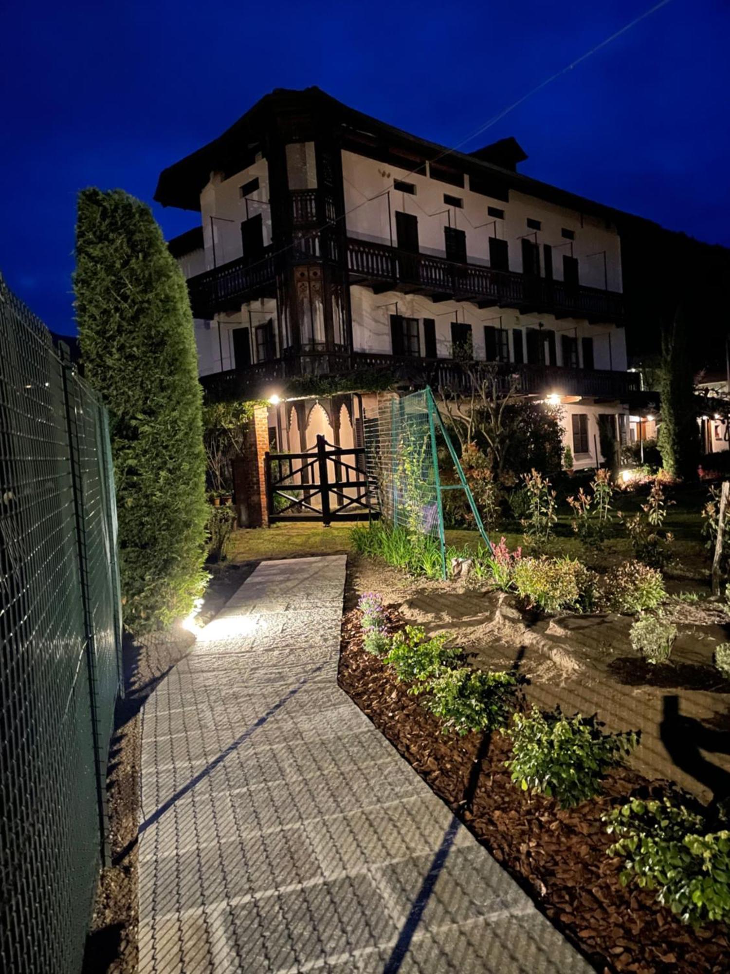 Dimora Fiorita Junior My Holiday Home Varallo Zewnętrze zdjęcie